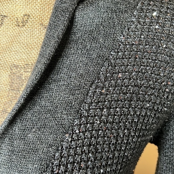 Victoria’s Secret Charcoal Gray w/ Silver Sequin Cardigan Wrap Size S - Picture 3 of 8